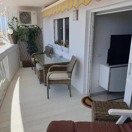 Apartment Luxus Ferienwohnung Meerblick